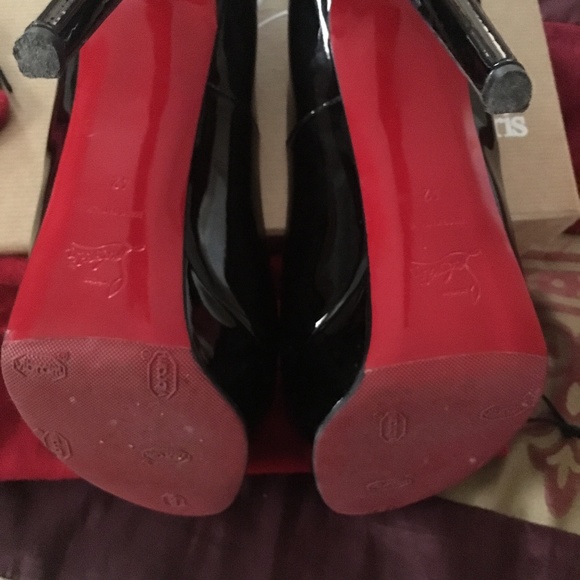 Christian Louboutin Bianca Pumps - Picture 2 of 5